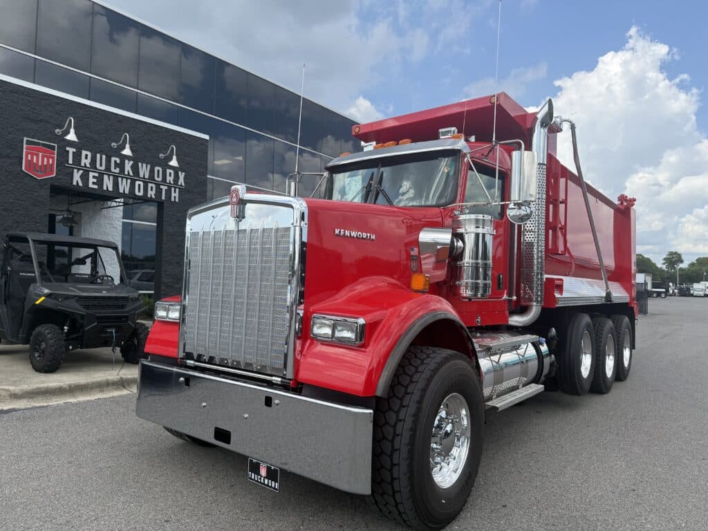 2027 Kenworth W900B - Photo 1