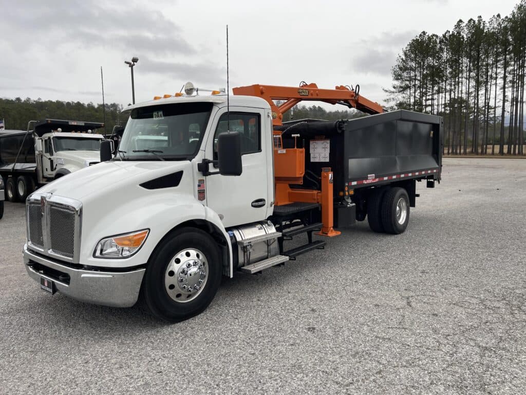 2026 Kenworth T380 - Photo 1