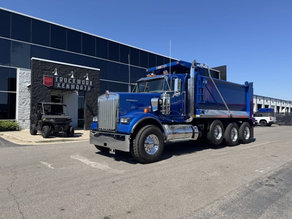 2026 Kenworth W900B - Photo 1