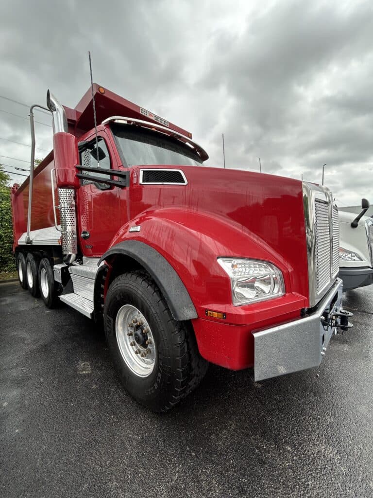 2025 Kenworth T880 - Photo 1